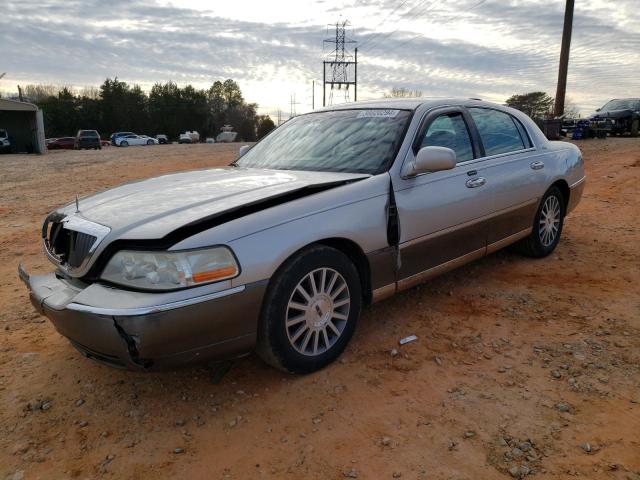 Lincoln Towncar (2003)