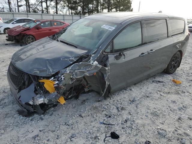 Chrysler Pacifica (2022)