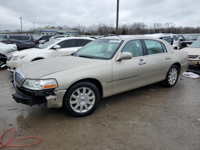 Lincoln Towncar (2010)
