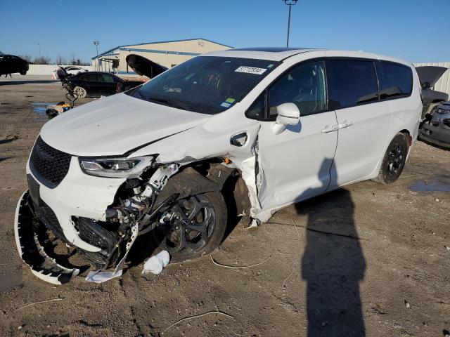 Chrysler Pacifica (2022)