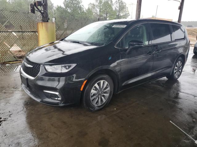 Chrysler Pacifica (2023)