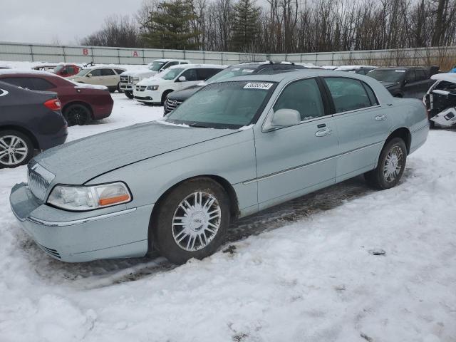 Lincoln Towncar (2007)