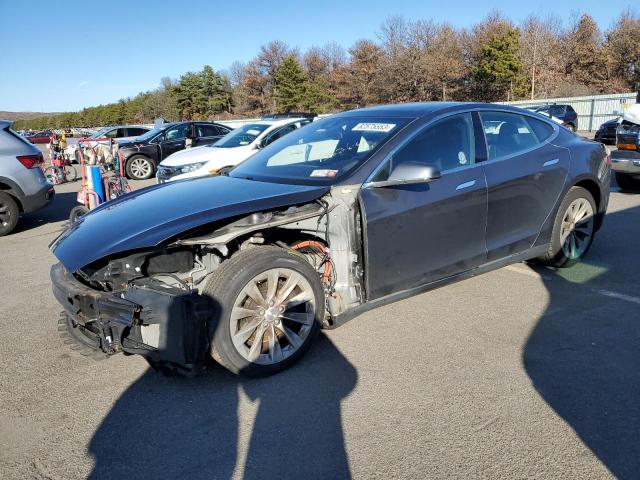 Tesla Model s (2016)