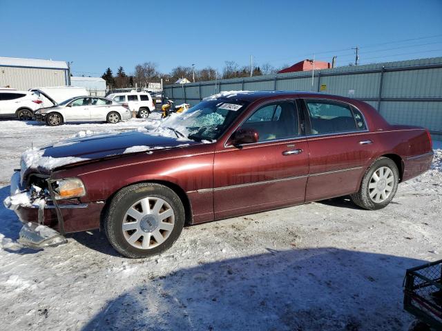 Lincoln Towncar (2004)
