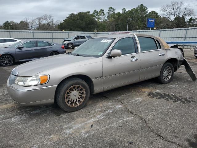 Lincoln Towncar (2001)