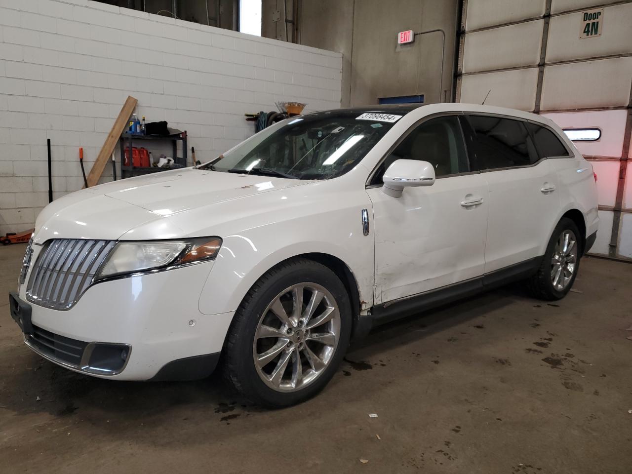 Lincoln Mkt (2011)