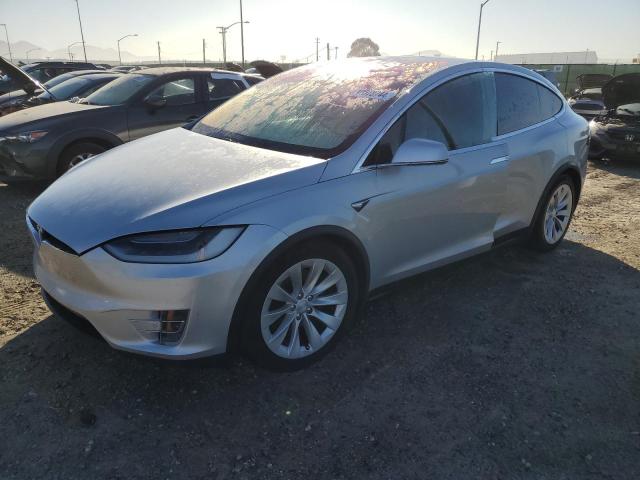 Tesla Model x (2017)