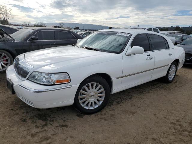 Lincoln Towncar (2004)