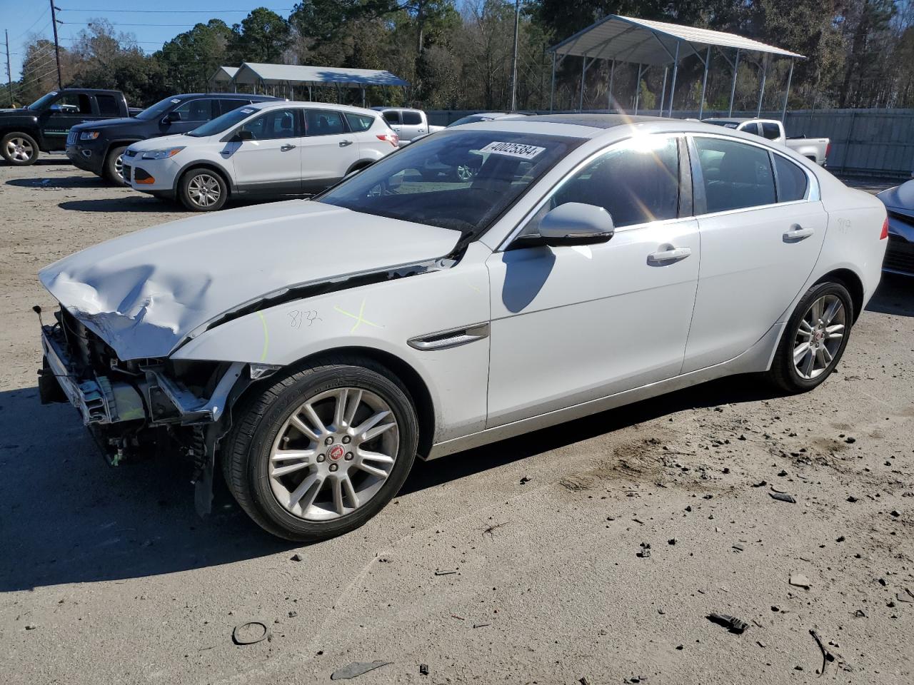 Jaguar Xe (2018)