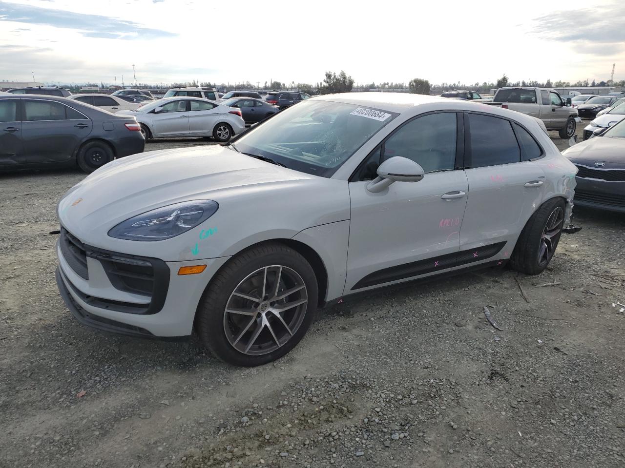 Porsche Macan (2023)