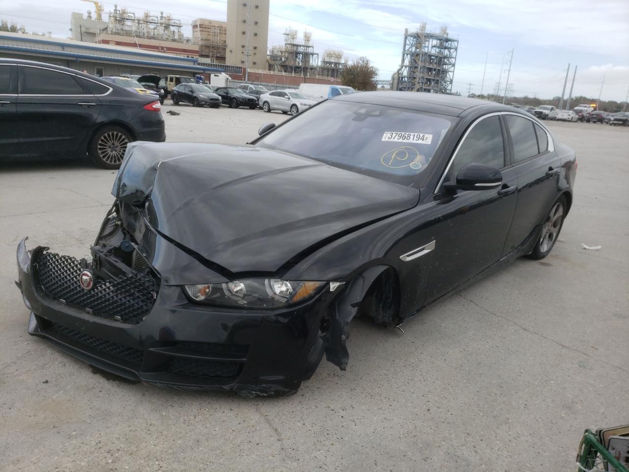 Jaguar Xe (2017)