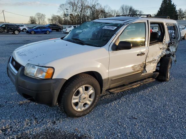 Ford Escape (2004)