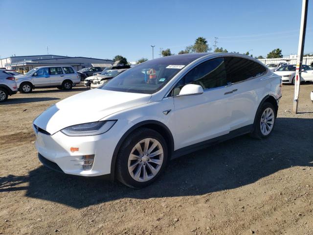 Tesla Model x (2020)