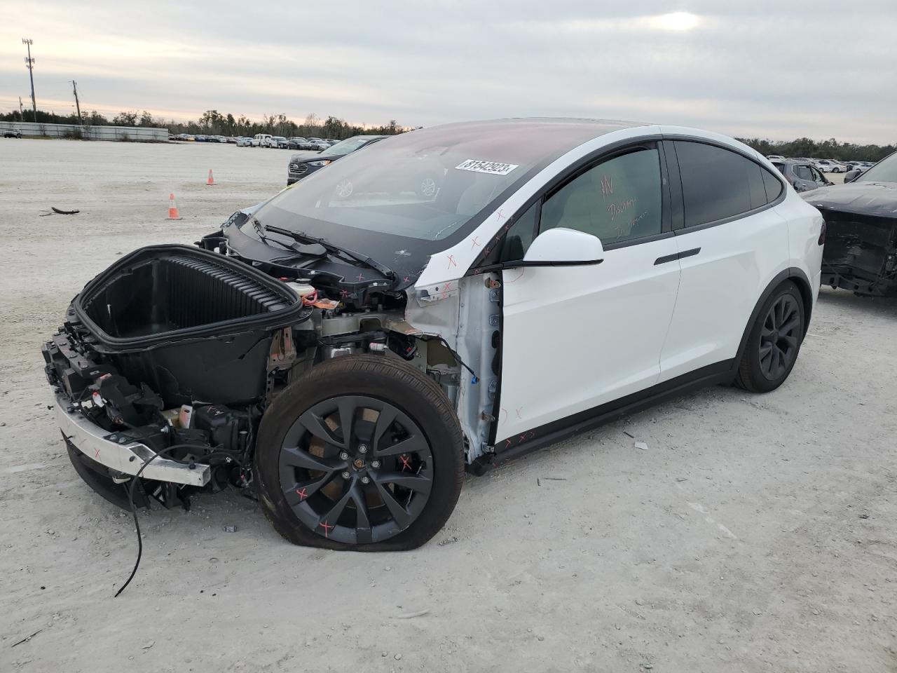 Tesla Model x (2023)