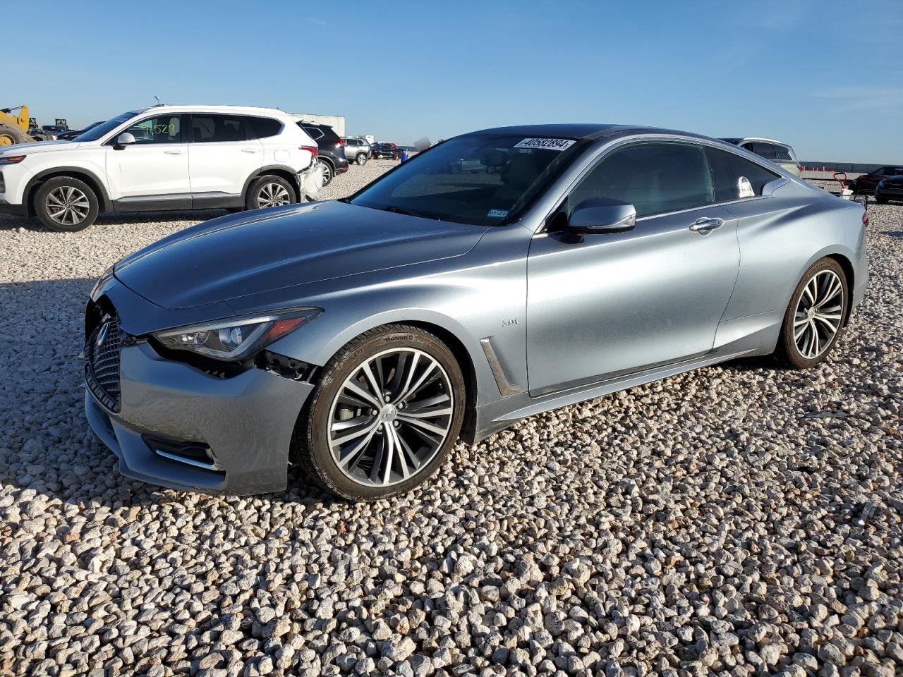 Infiniti Q60 (2017)