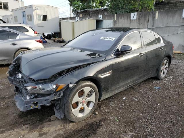 Jaguar Xe (2018)