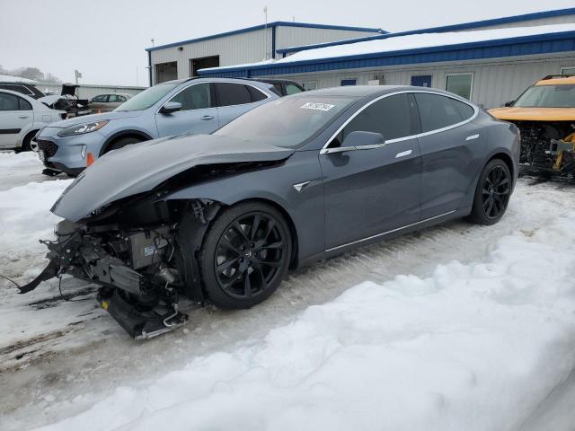 Tesla Model s (2021)