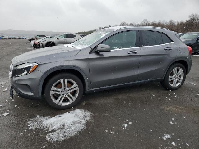 Mercedes-benz Gla-class (2016)