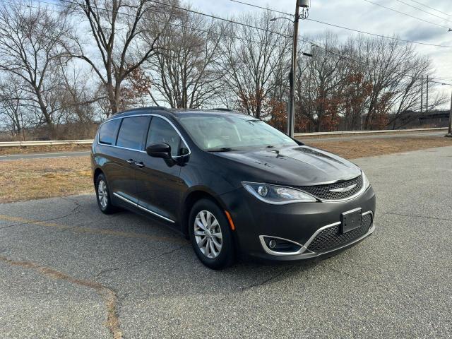 Chrysler Pacifica (2017)
