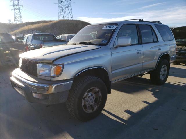 Toyota 4runner (1999)