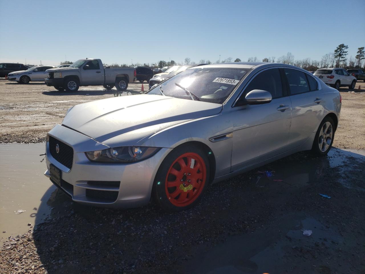Jaguar Xe (2017)