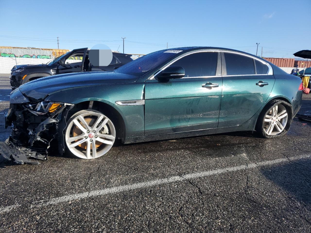 Jaguar Xe (2017)