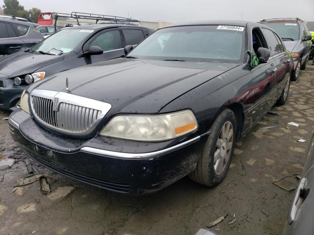 Lincoln Towncar (2004)