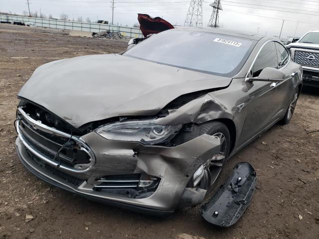 Tesla Model s (2016)