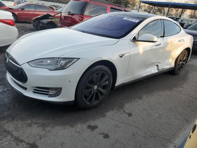 Tesla Model s (2015)