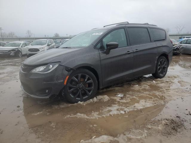 Chrysler Pacifica (2018)