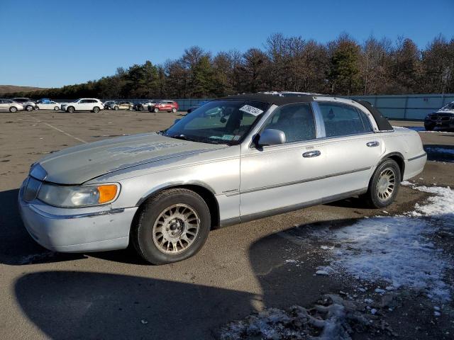 Lincoln Towncar (2000)