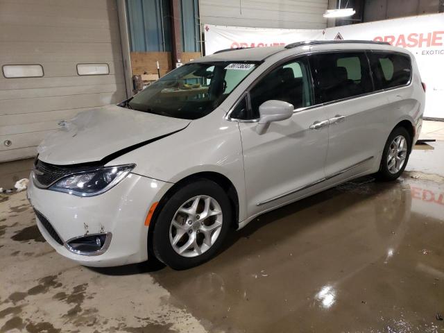 Chrysler Pacifica (2017)