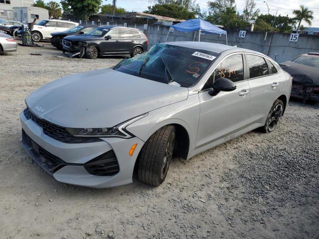 Kia K5 (2023)