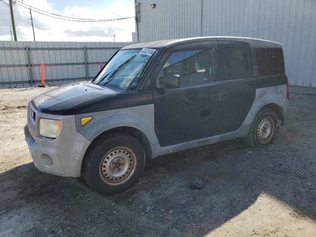Honda Element (2004)