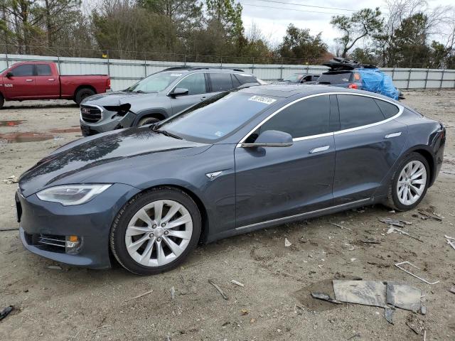 Tesla Model s (2016)