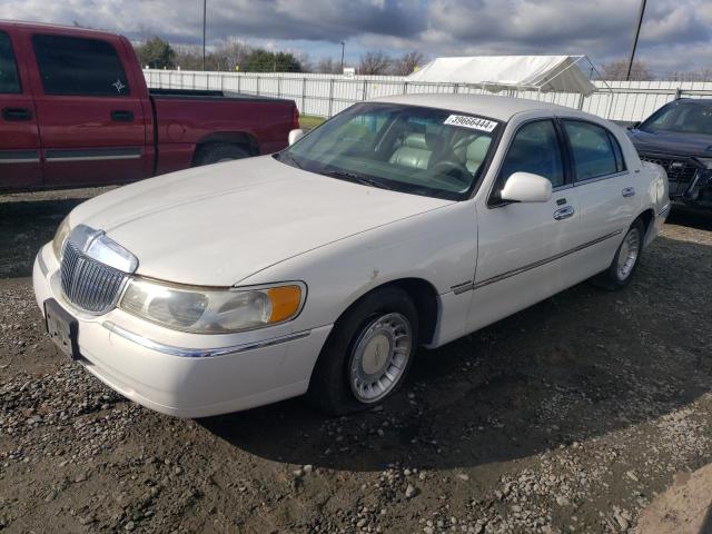 Lincoln Towncar (2000)