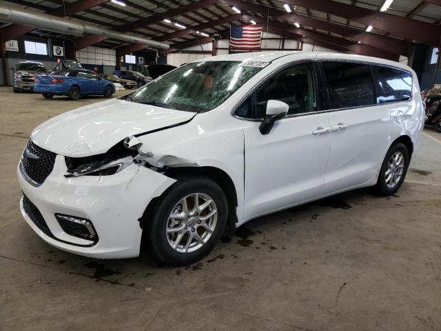 Chrysler Pacifica (2023)