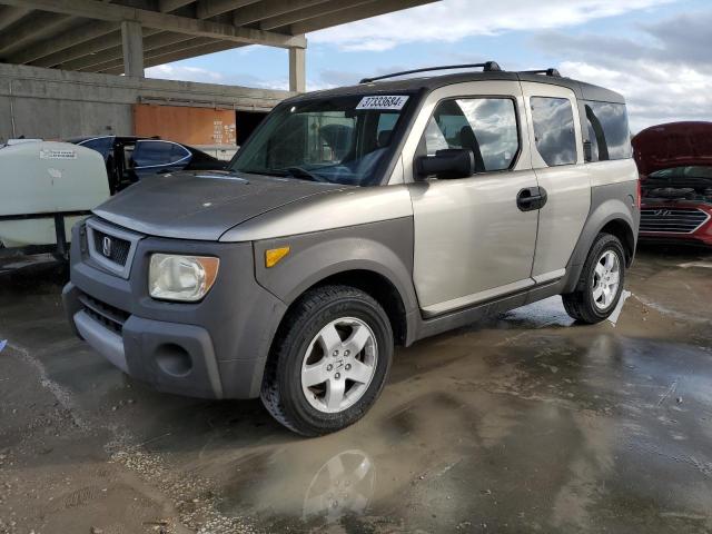 Honda Element (2004)