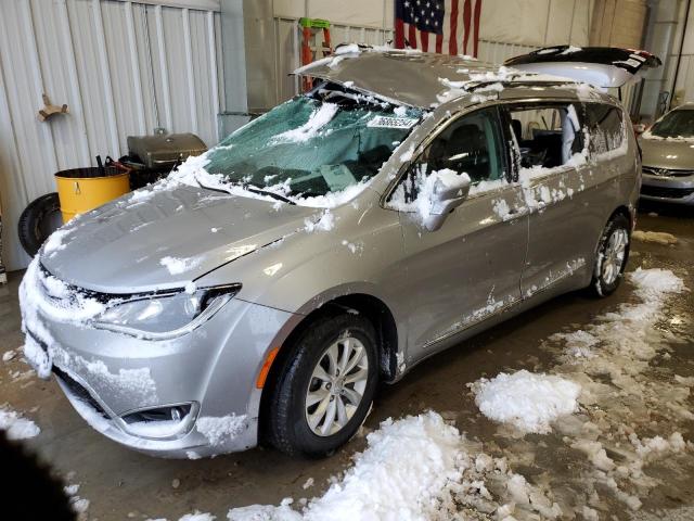 Chrysler Pacifica (2017)