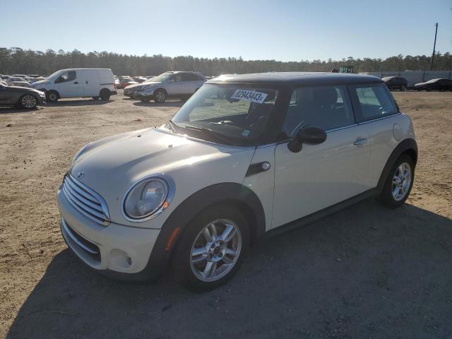 Mini Cooper (2012)