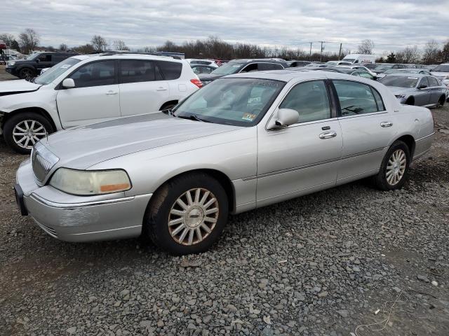 Lincoln Towncar (2003)