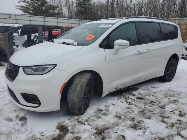 Chrysler Pacifica (2022)