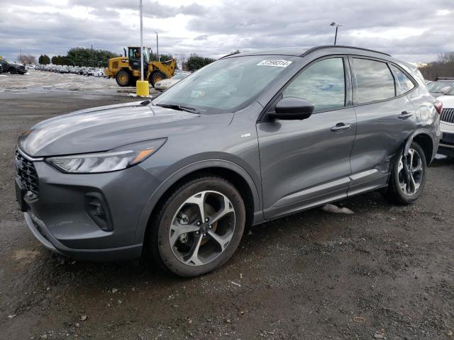 Ford Escape st (2023)