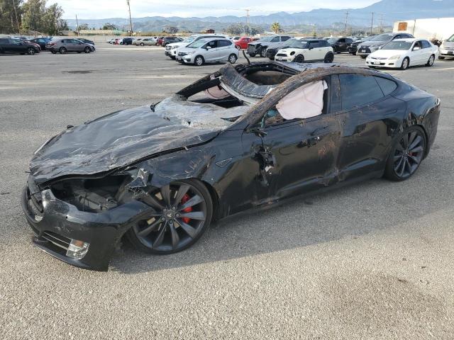 Tesla Model s (2015)
