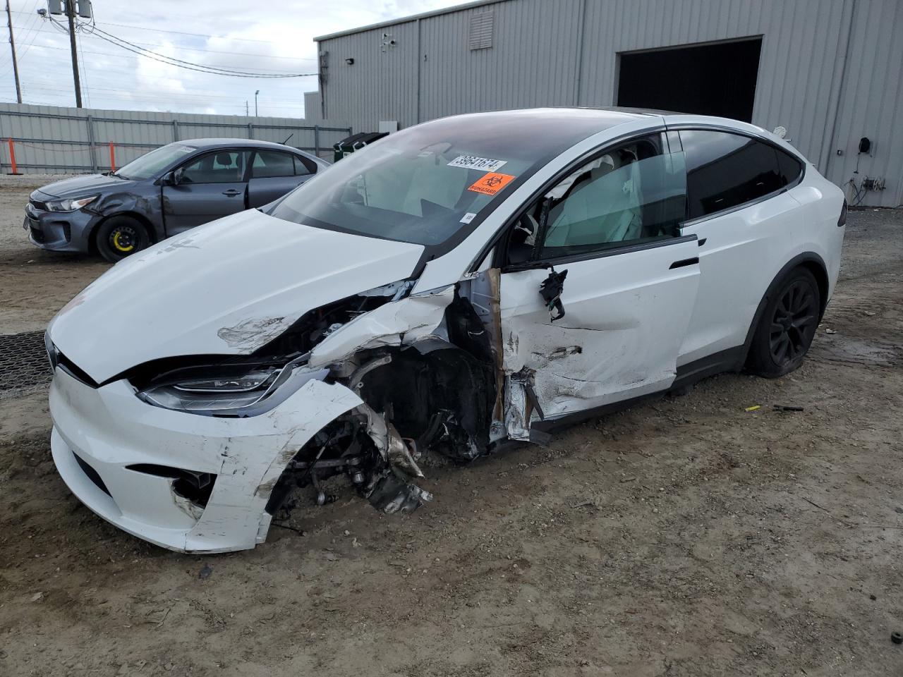 Tesla Model x (2022)