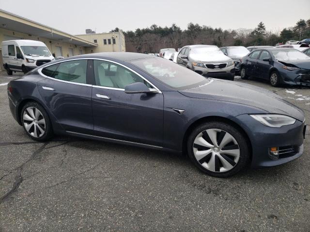 Tesla Model s (2020)