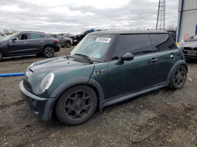 Mini Cooper (2003)