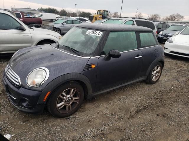 Mini Cooper (2012)