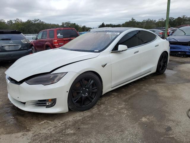 Tesla Model s (2020)