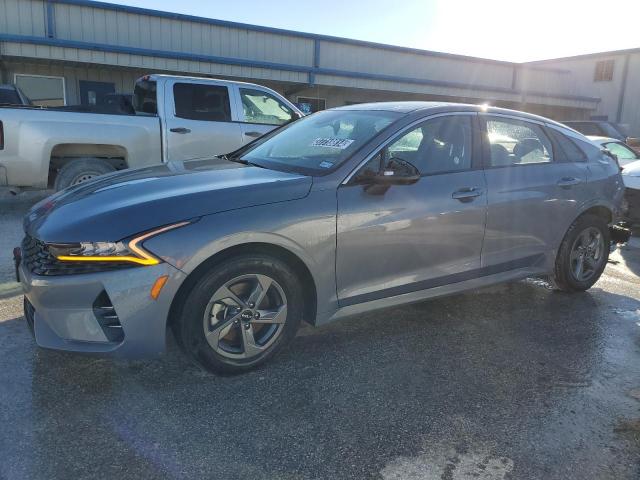 Kia K5 (2023)